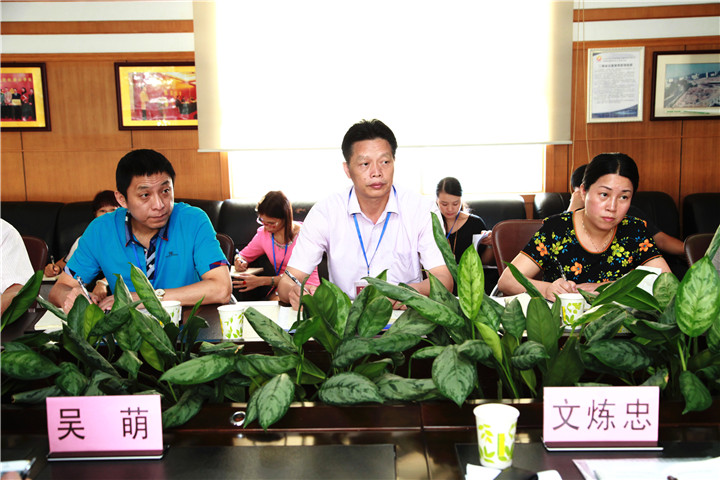 06.ͼΪѧУ������У�����У�����������У�����󣩡����ų��������Σ��ң�����������η����