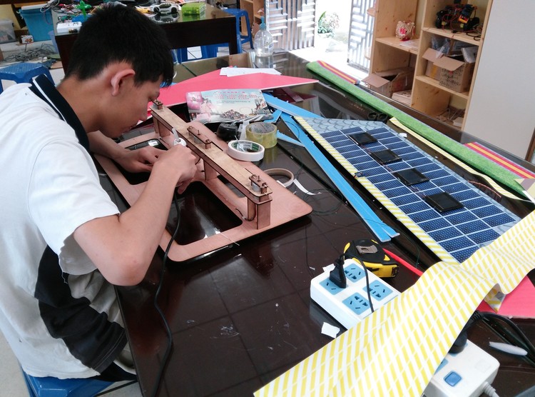 05.ͼΪ�����ҵ�ͬ���Ǿ�����Ŀ�����龰