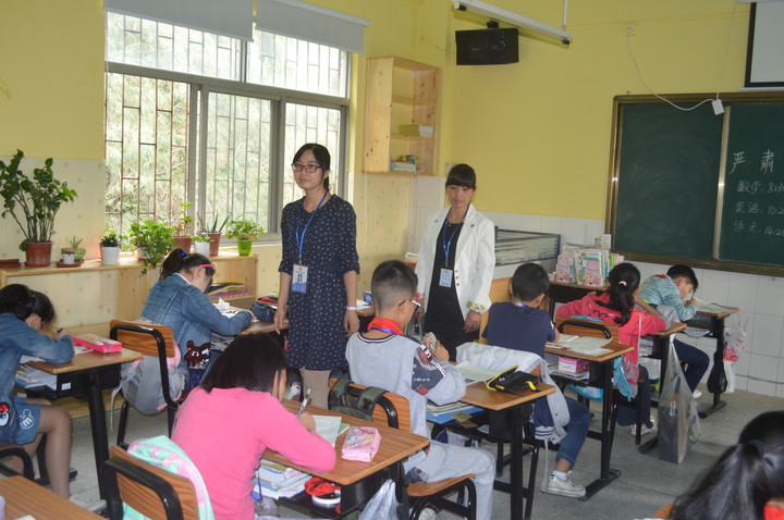 �ҳ�����    ��ͬ����