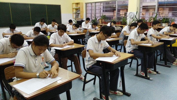 ������������Ӣ��ʵ��ѧУ���в������ֳ����Ľ���