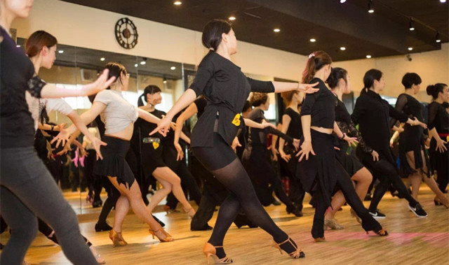 ����������赸���أ�����