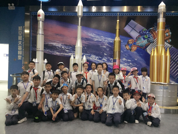 ����ѧУ���������� ̽���Ƽ� ��ϲ��԰