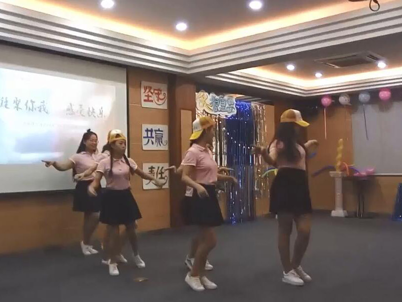 BOB���������ϯ�����ݳ�