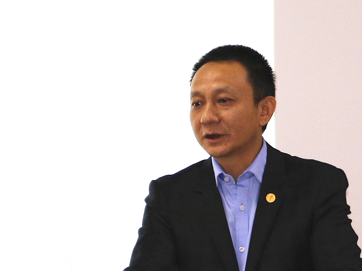 ���Ϲ�ѧ����Ӣ����