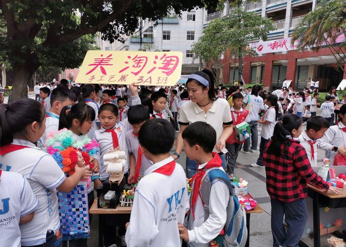 ϸ����Ʒ�������������г�����æ