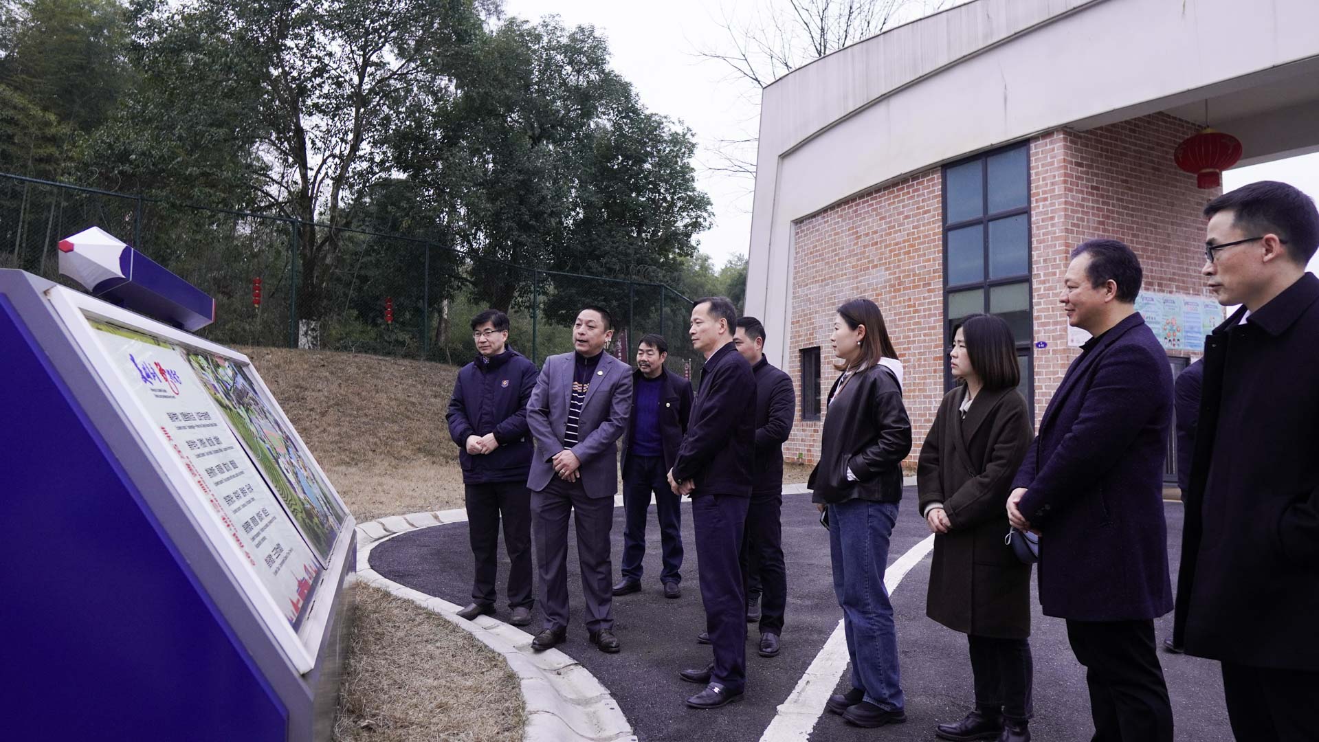 ����ʡפ�����򵼵��г�����BOB����ѧУ��BOB���Ž�����԰